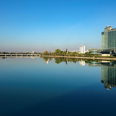 Adana Hiltonsa Hotel Zewnętrze zdjęcie