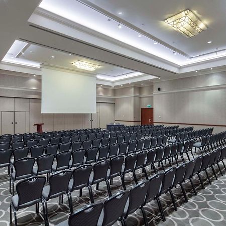 Adana Hiltonsa Hotel Zewnętrze zdjęcie