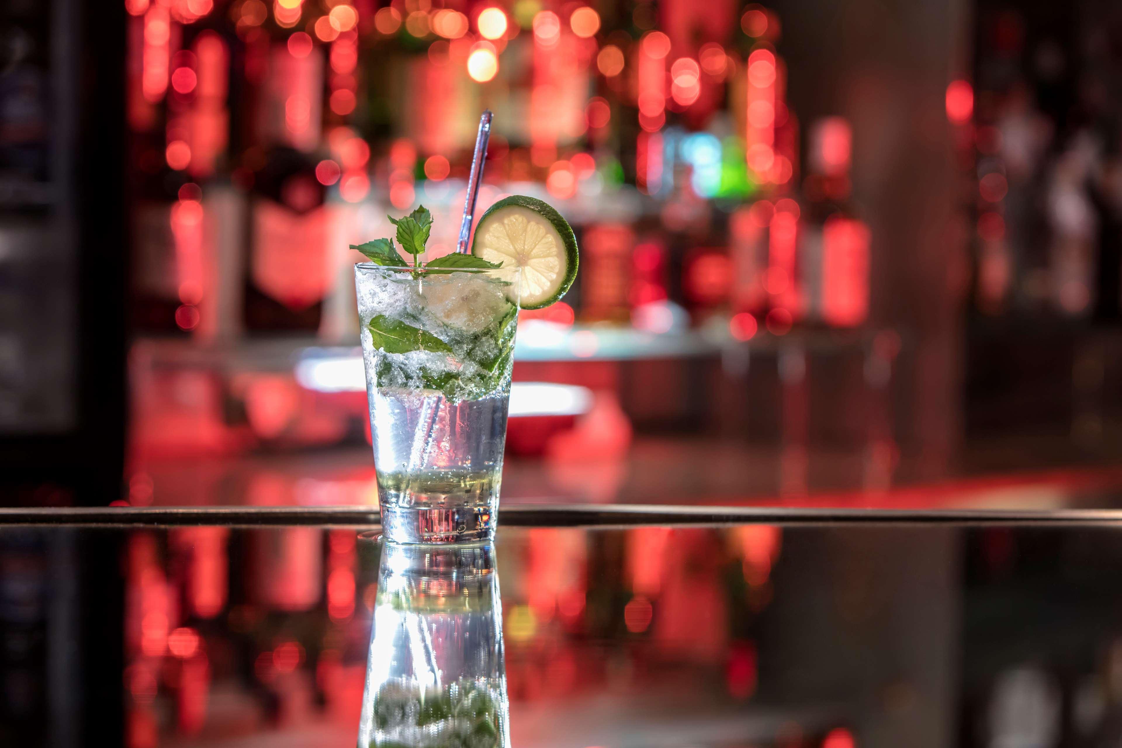 Adana Hiltonsa Hotel Zewnętrze zdjęcie