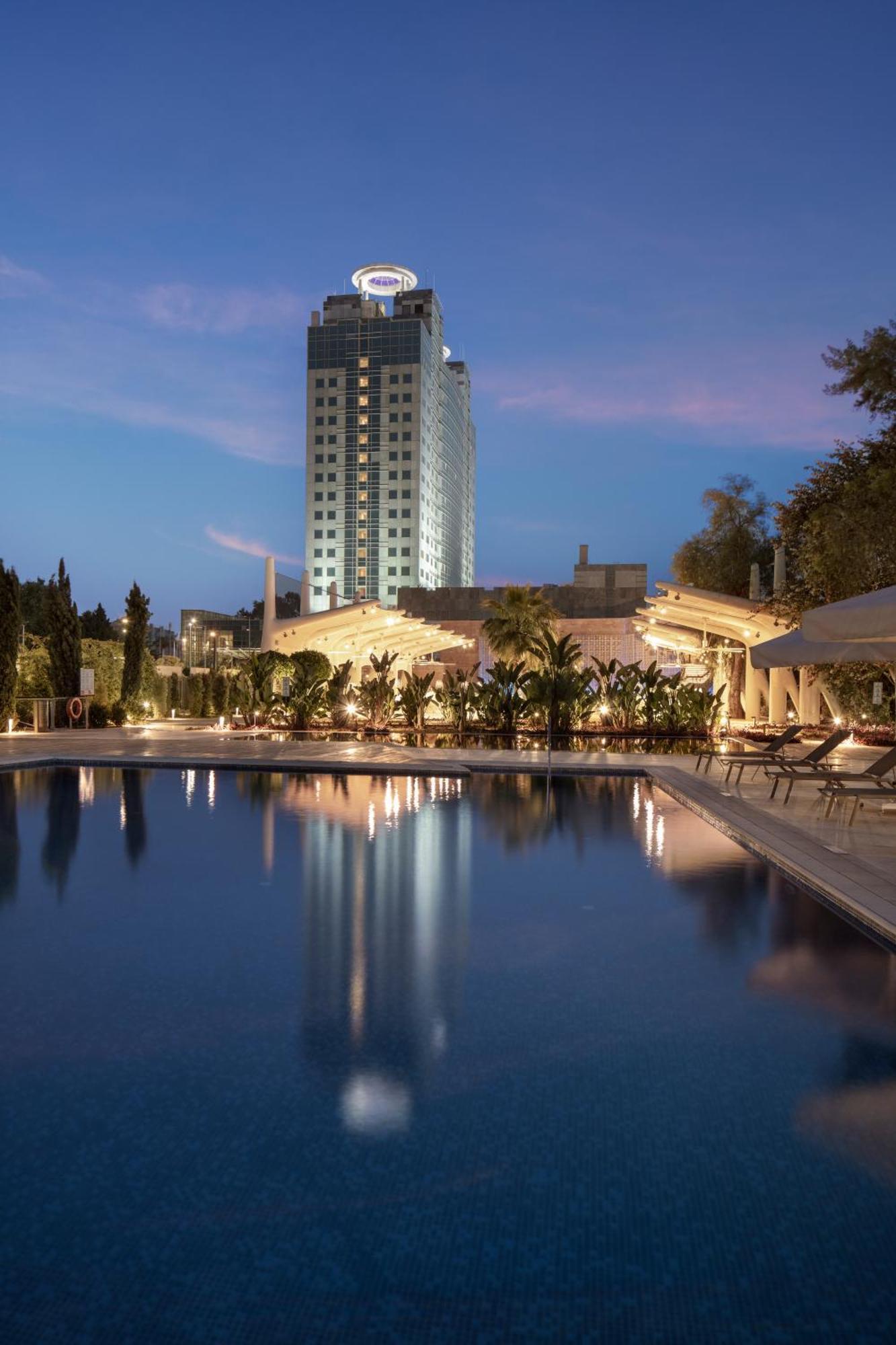 Adana Hiltonsa Hotel Zewnętrze zdjęcie