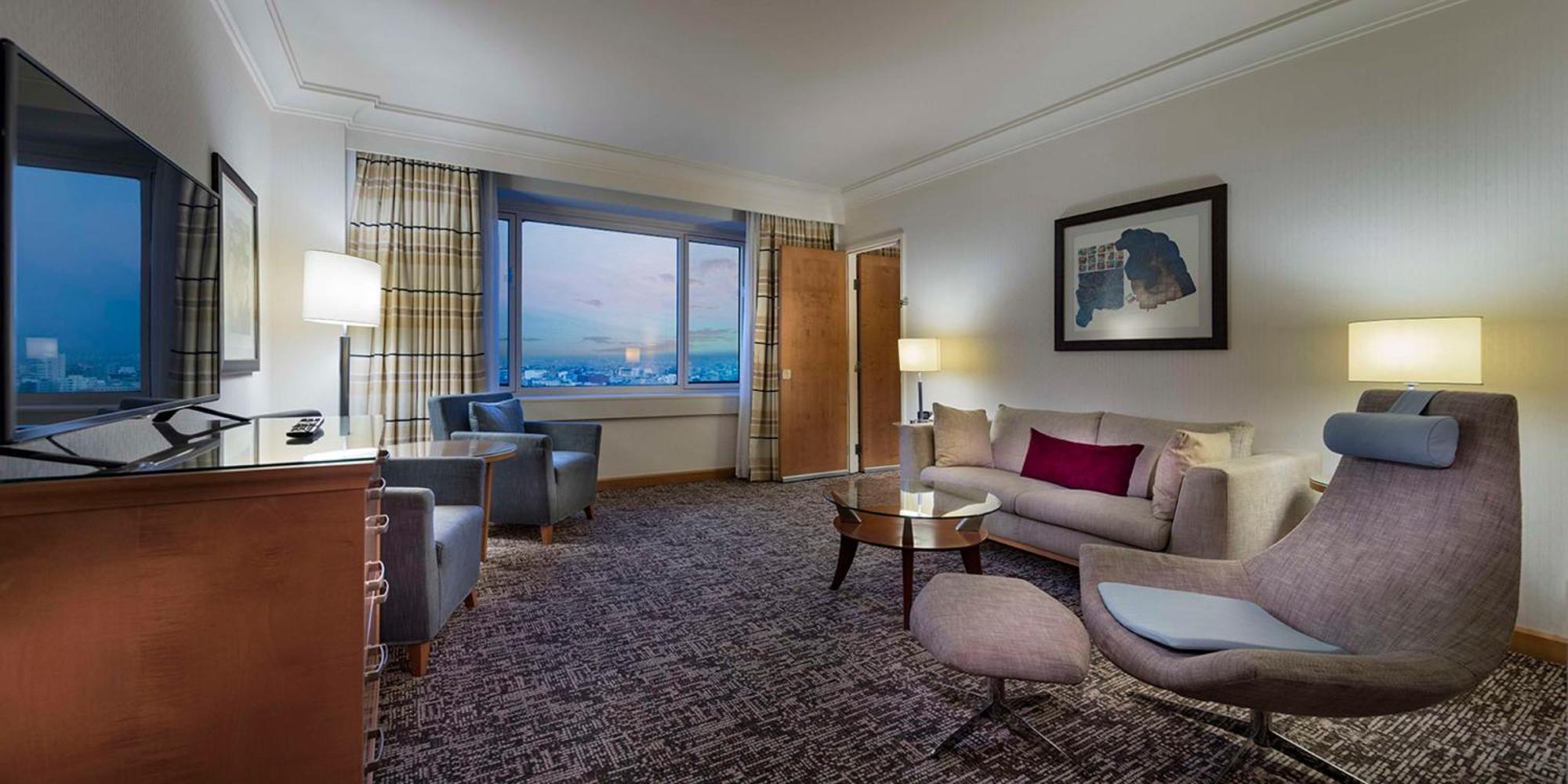 Adana Hiltonsa Hotel Zewnętrze zdjęcie