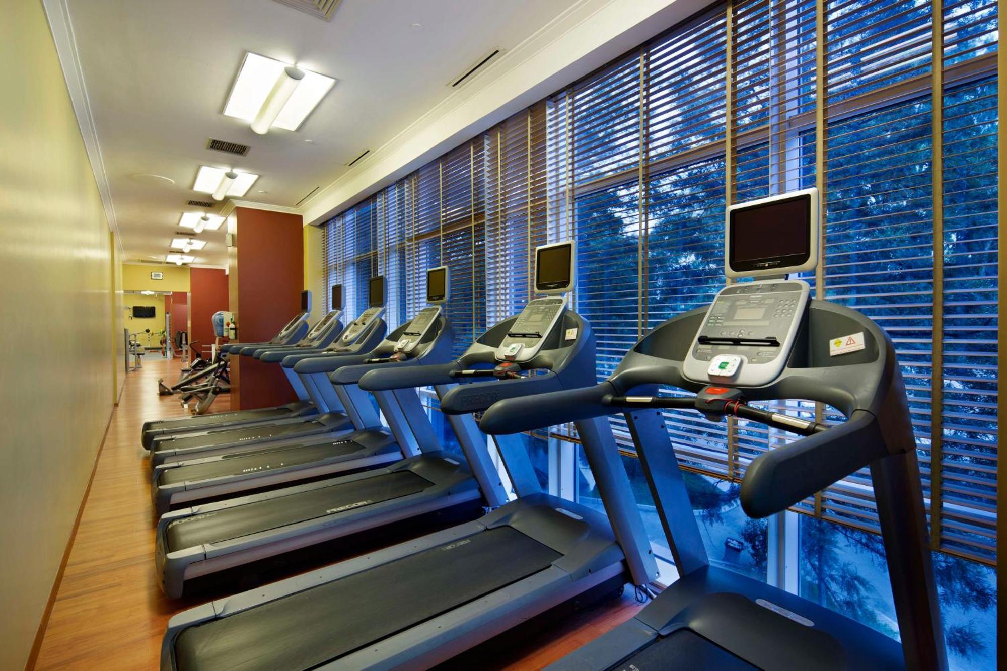 Adana Hiltonsa Hotel Zewnętrze zdjęcie